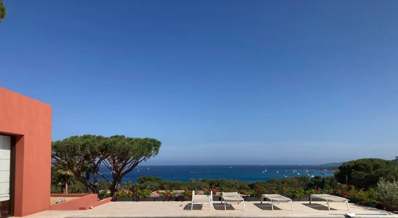 Chambres D'Hotes Vue Mer Mer A 2 Min A Pied Sainte-Maxime France